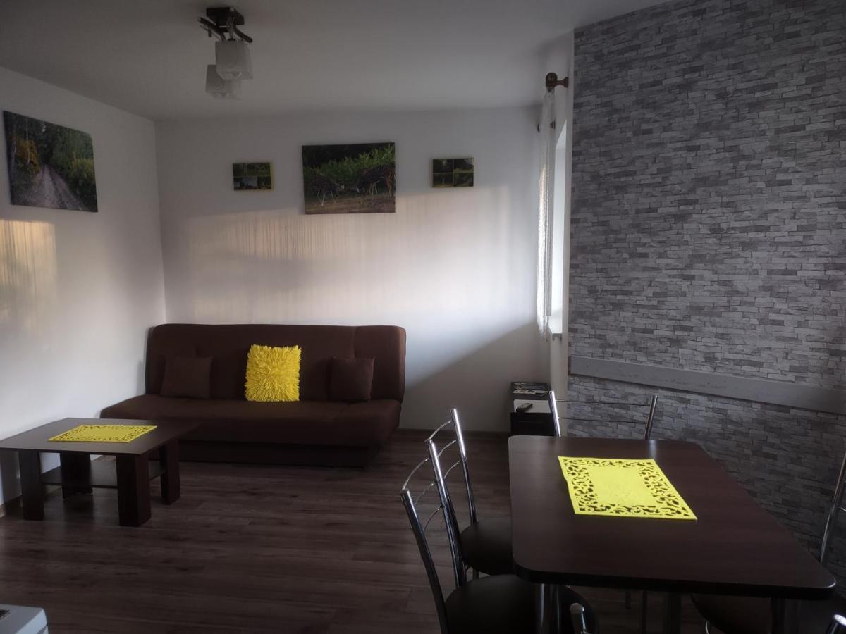 Villa Idylla Polom Maly Esterno foto
